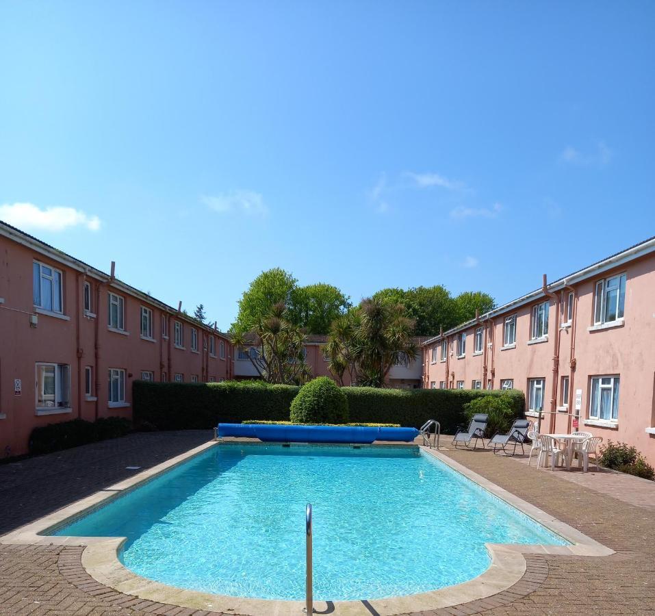 50 New Esplanade Court Apartment Paignton Exterior photo